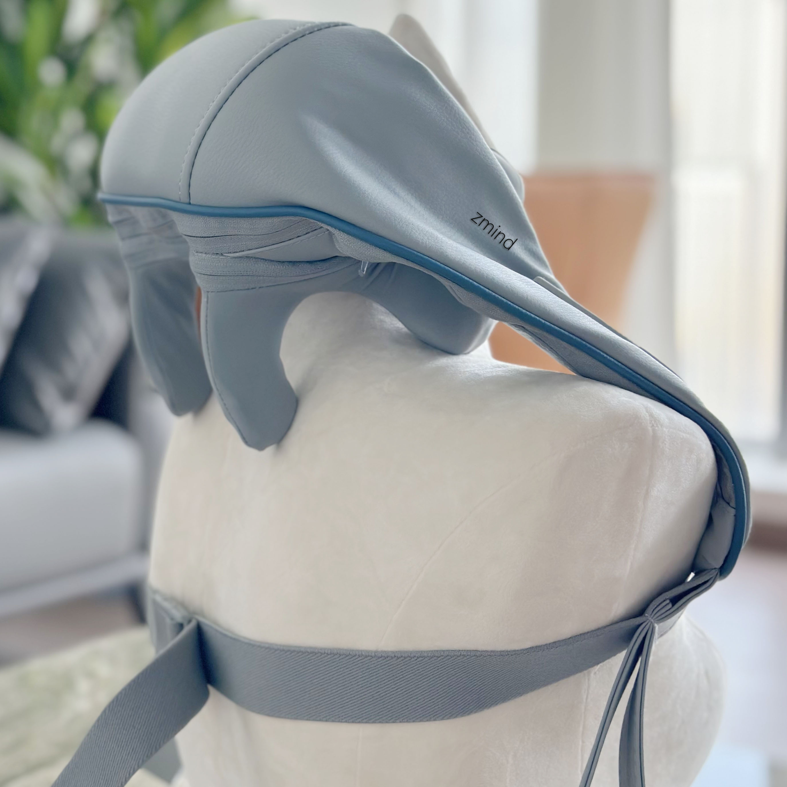 Discover the Ultimate Relaxation with the Mini Shoulder and Neck Kneading Massager